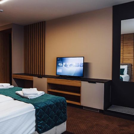 Hotel Brcko Gas Sarajevo Lukavica Exteriör bild