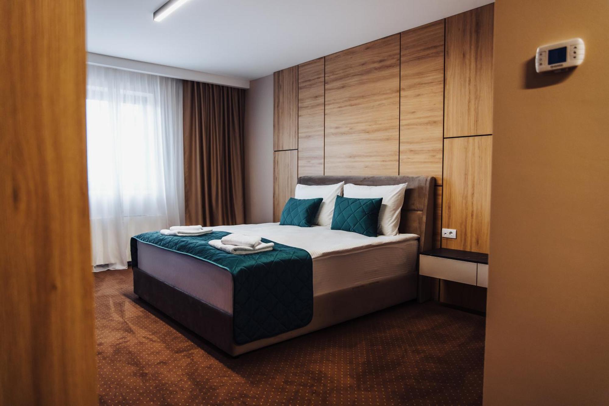 Hotel Brcko Gas Sarajevo Lukavica Exteriör bild