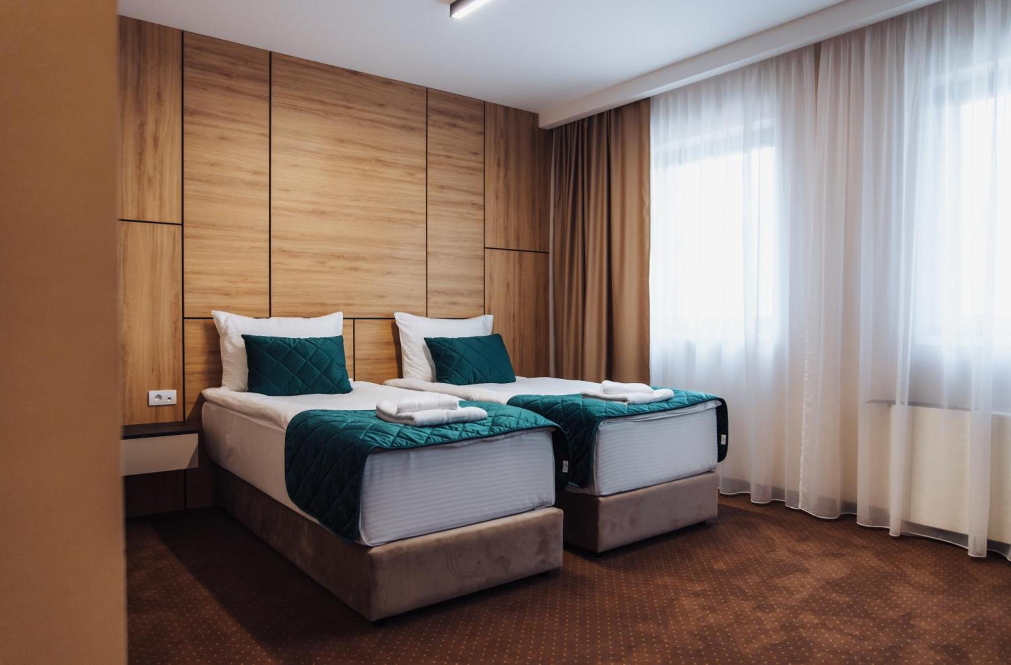 Hotel Brcko Gas Sarajevo Lukavica Exteriör bild