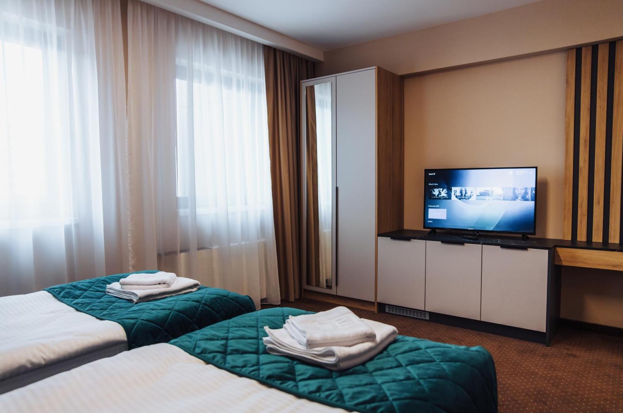 Hotel Brcko Gas Sarajevo Lukavica Exteriör bild
